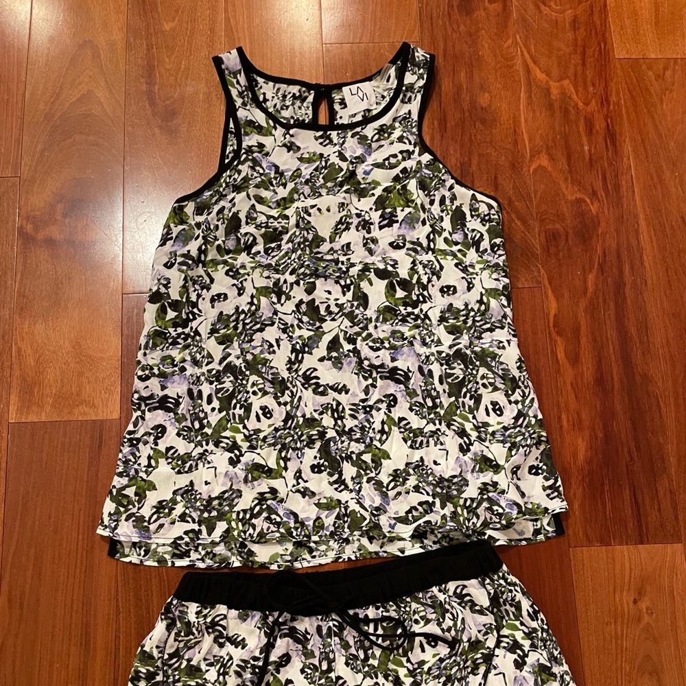 Lavi Tank top and shorts set
